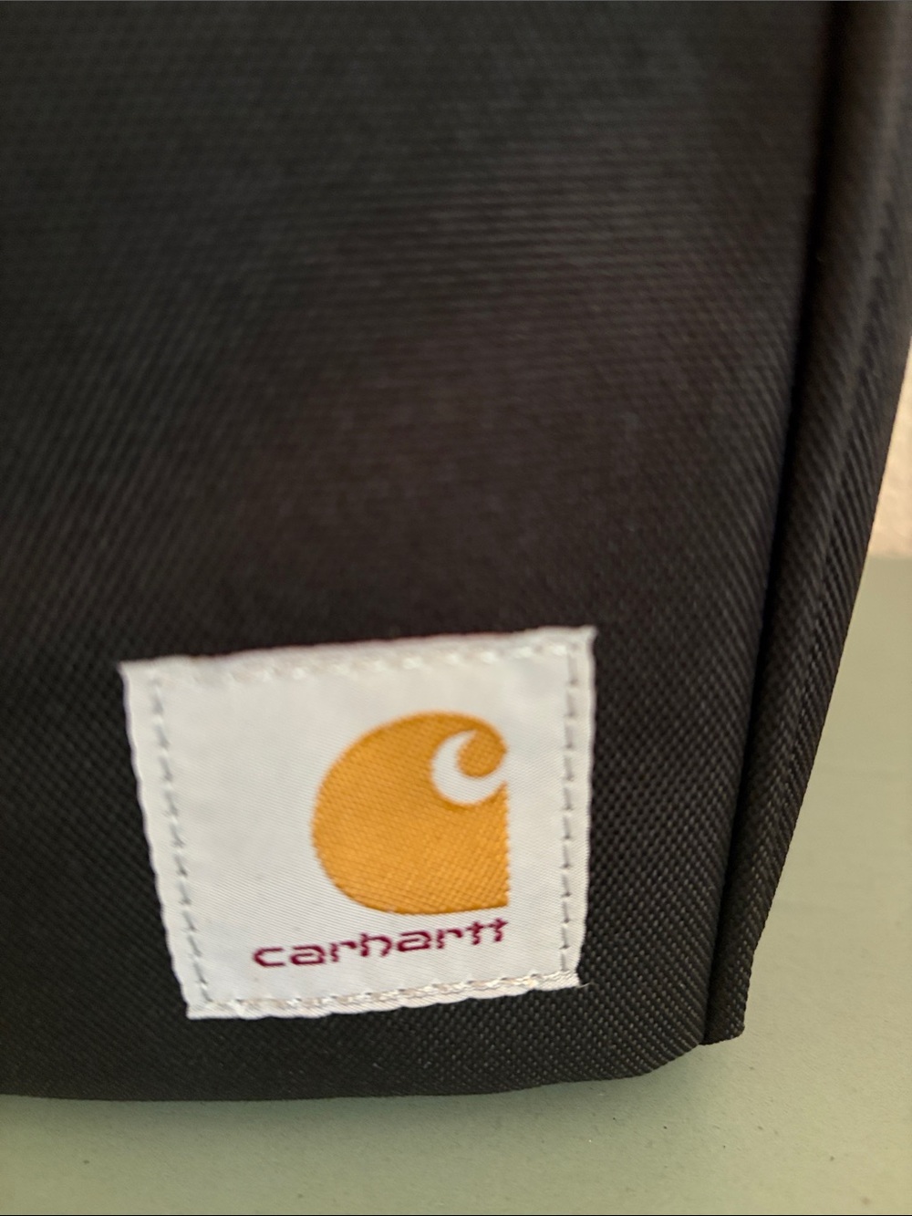 Carhartt Black Insulated Lunch Cooler Bag with Shoulder Strap - Picture 3 of 8